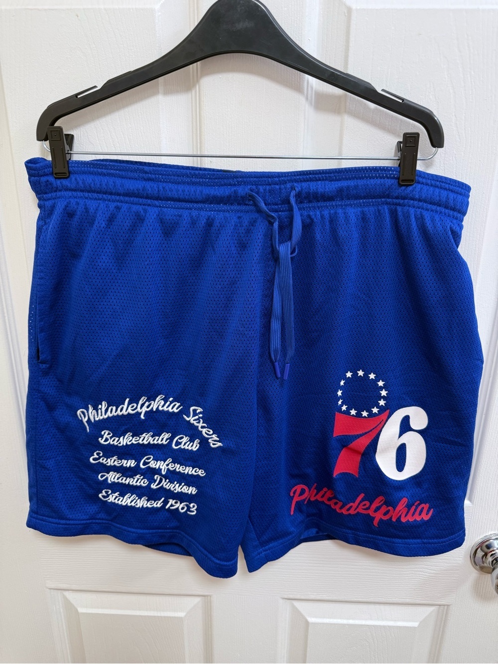 NBA Philadelphia 76ers Royal Blue Mesh Basketball Shorts, Size Large